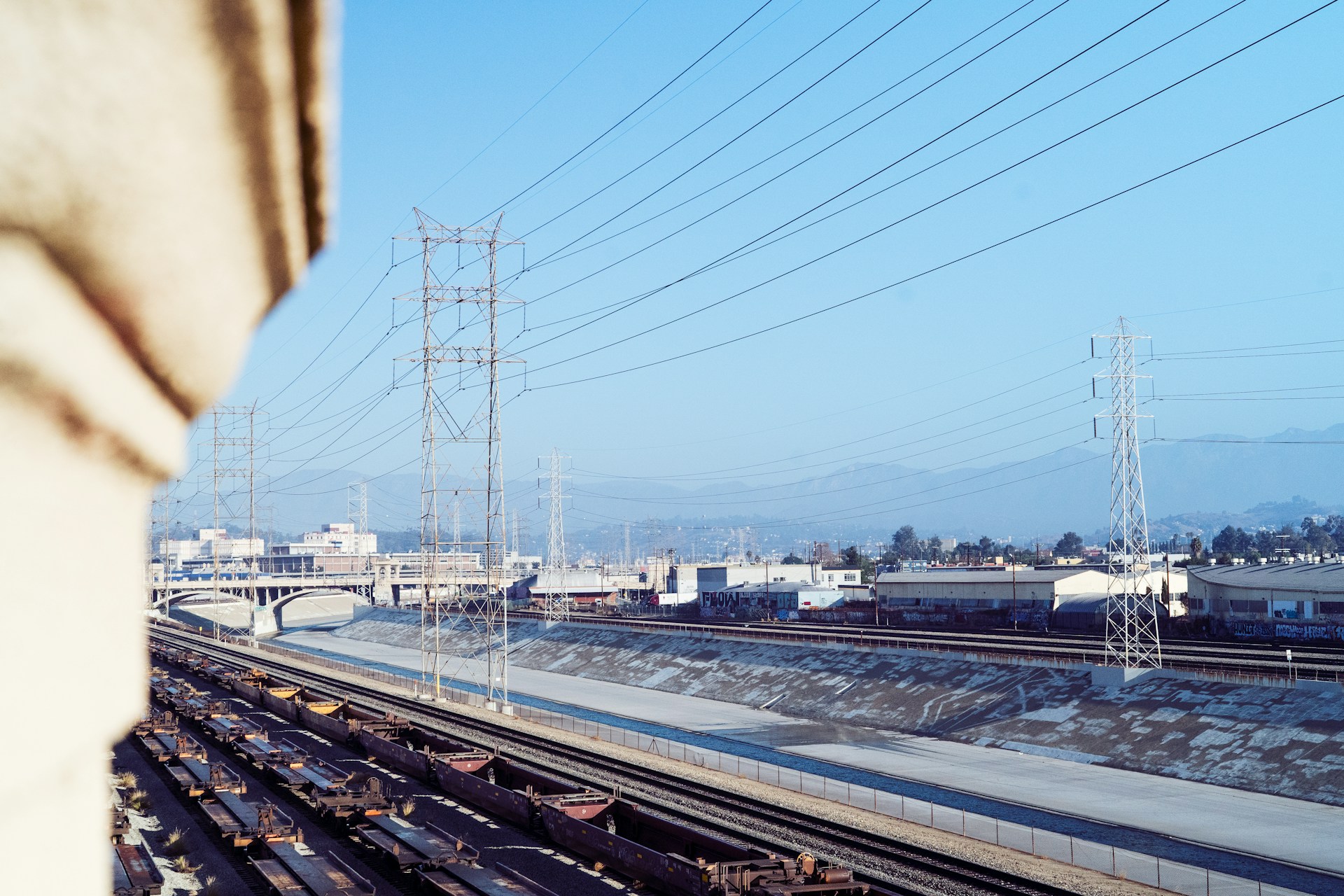 Train rail in Los Angeles